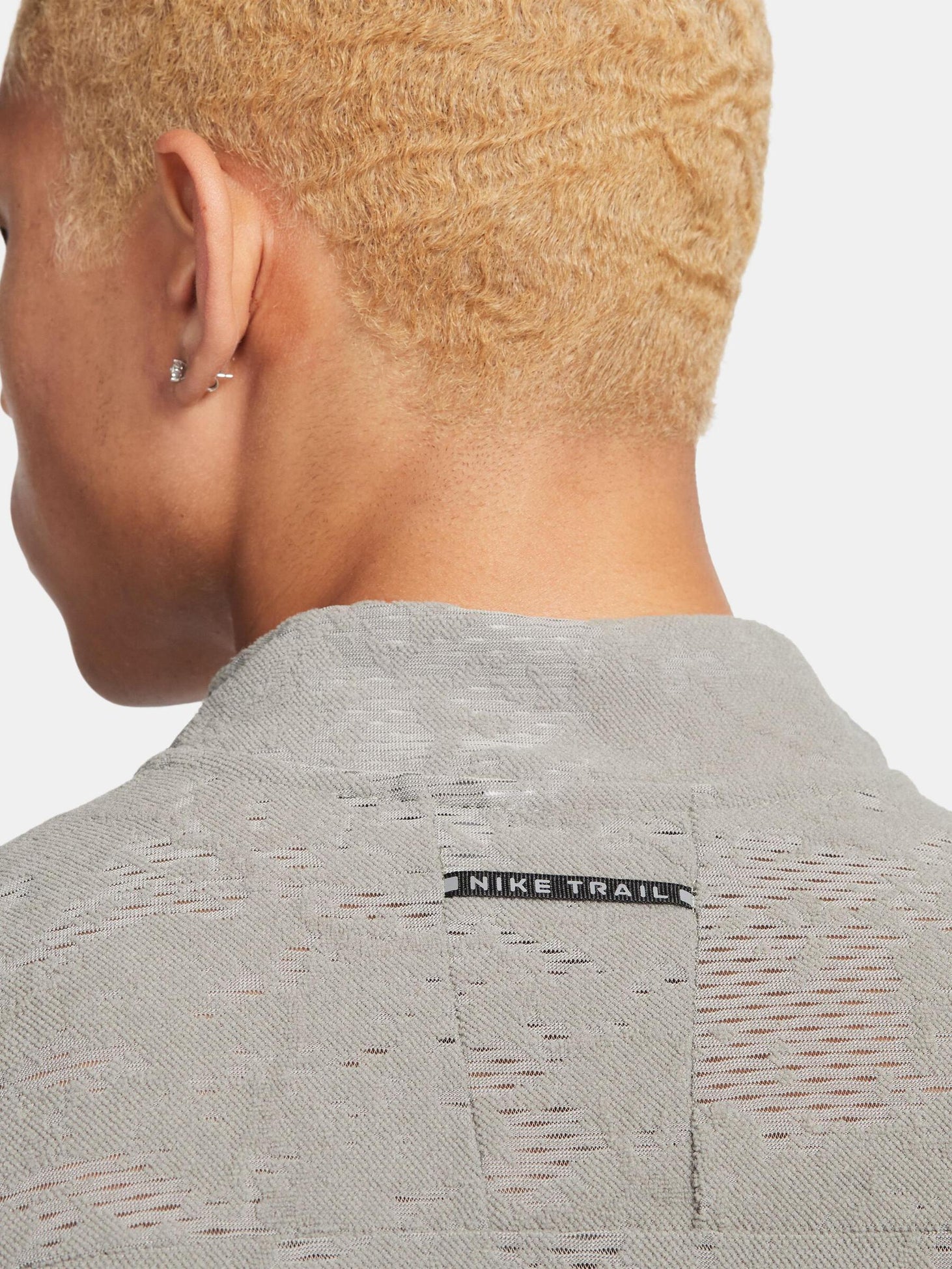 Maillot intermédiaire Ntheike Core Dri-FIT Trail à demi-zip pour homme