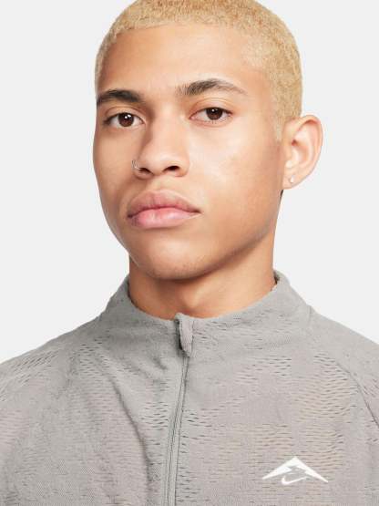 Maillot intermédiaire Ntheike Core Dri-FIT Trail à demi-zip pour homme