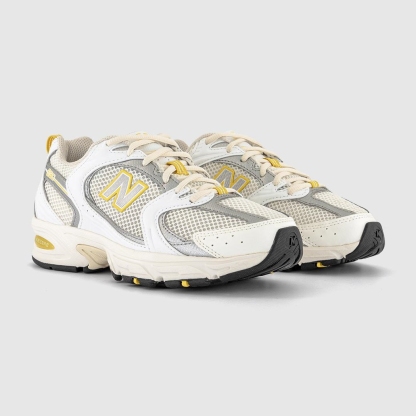 New Balance 530 Trainers