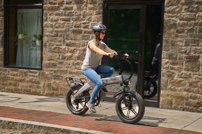 Powerful folding ebike