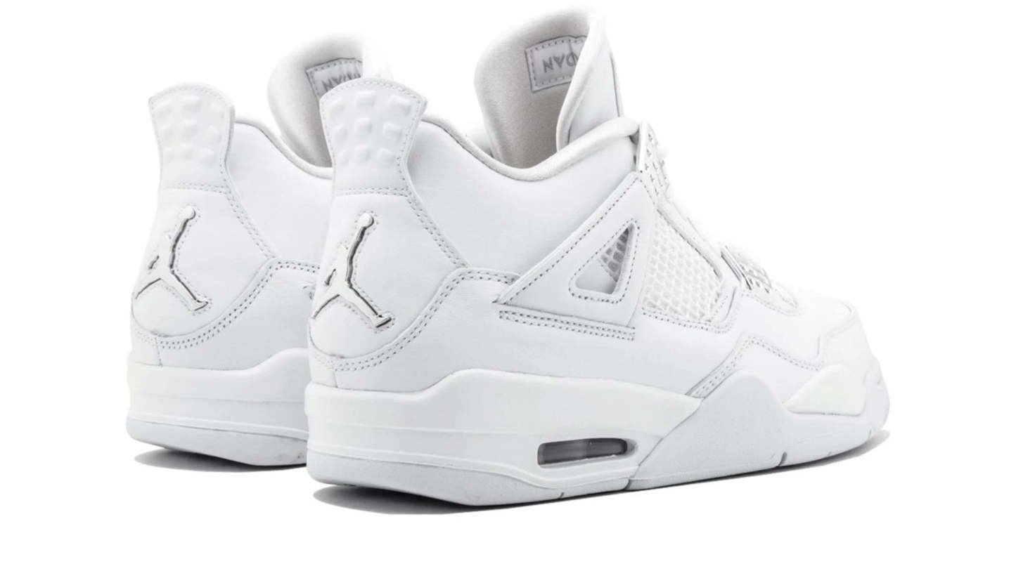 Air Jordan 4 Retro