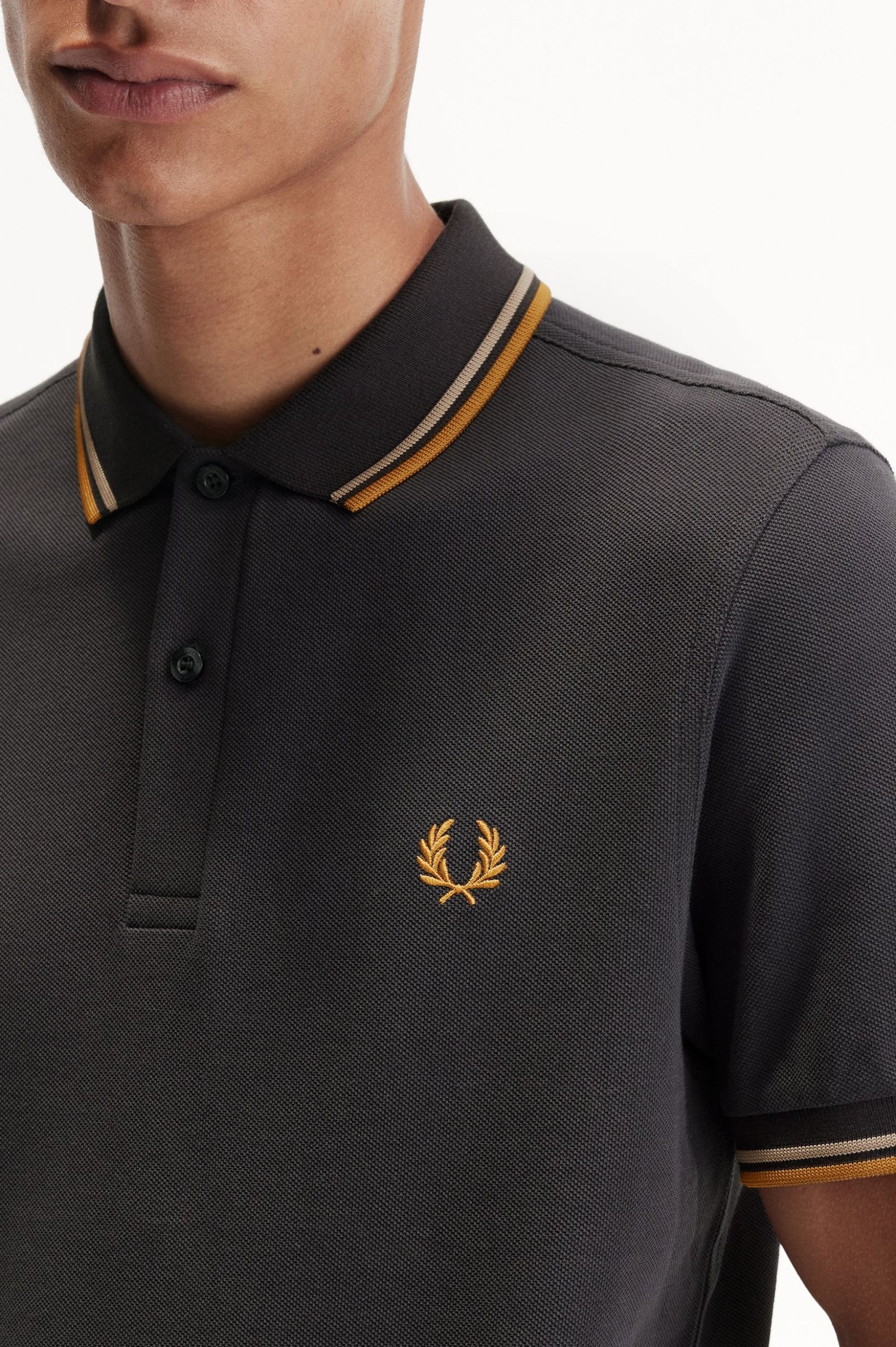 THE FRtheED PERtheRY SHIRT M3600