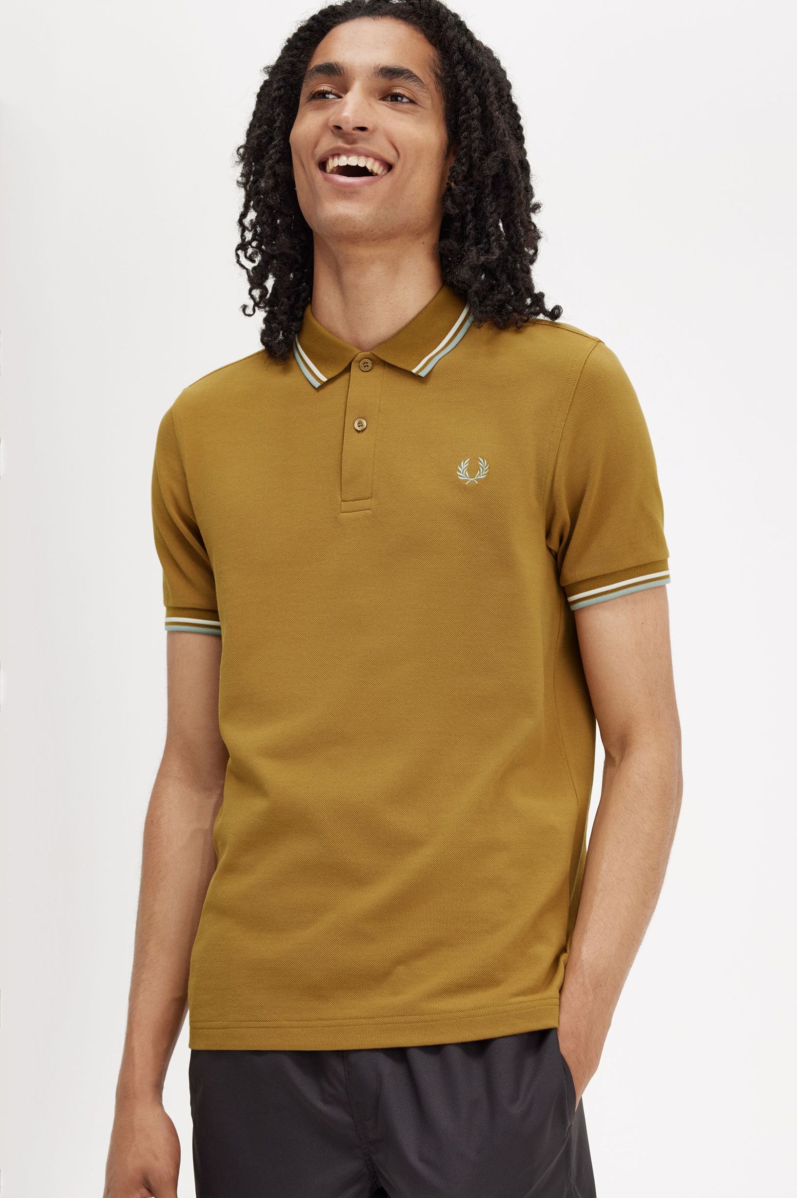 THE FRED PERRY SHIRT M3600