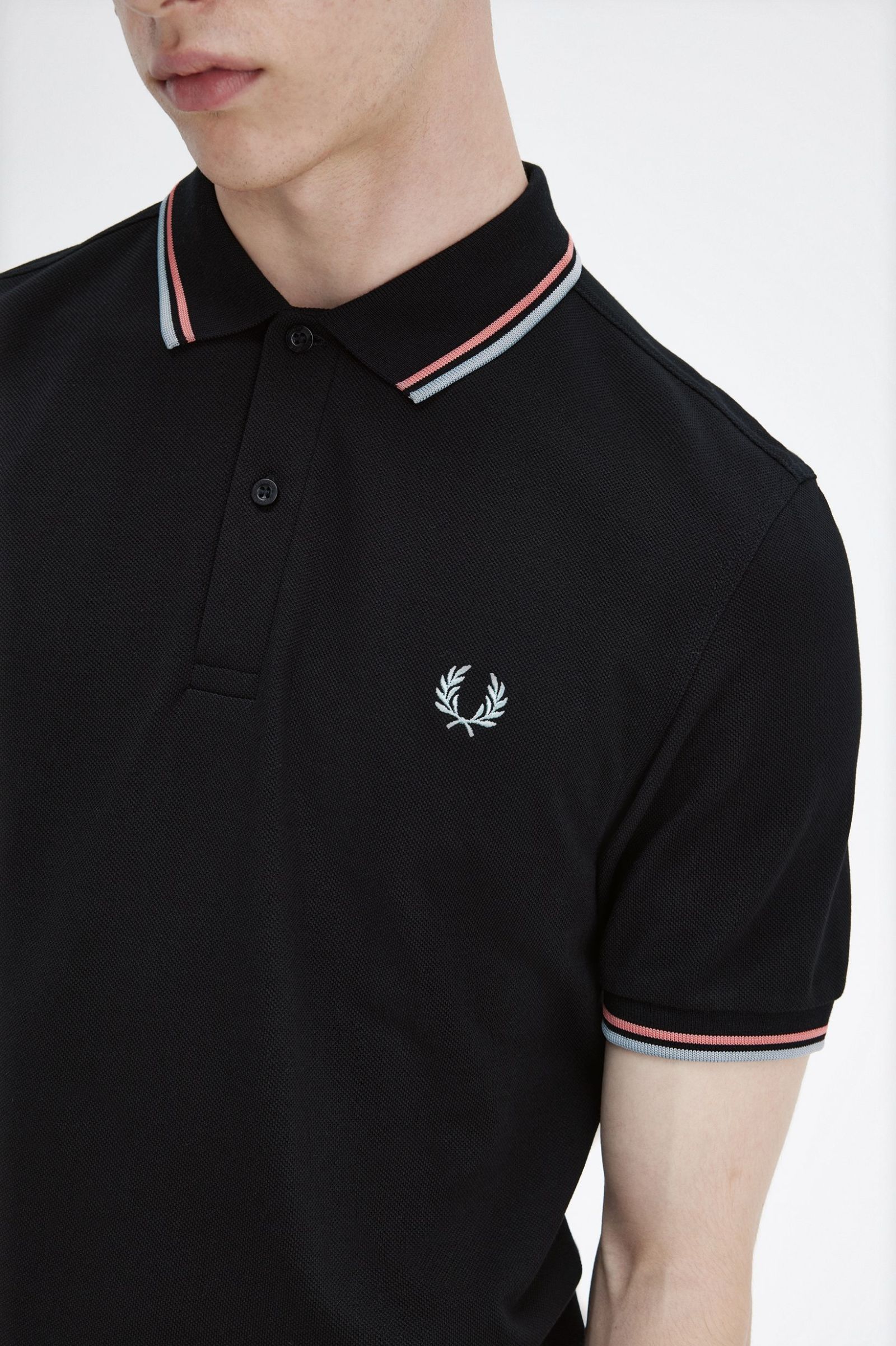 THE FRED PERRY SHIRT M3600