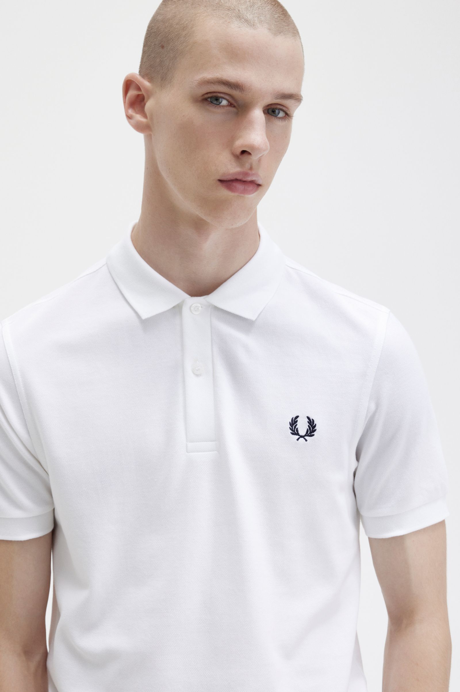 THE FRED PERRY SHIRT M6000