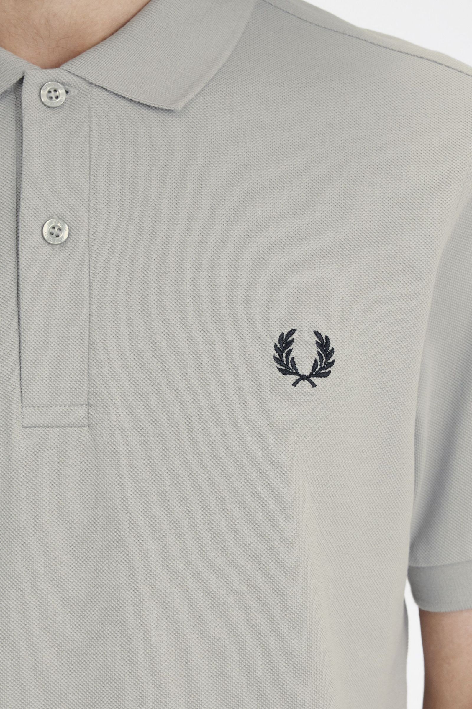 THE FRED PERRY SHIRT M6000
