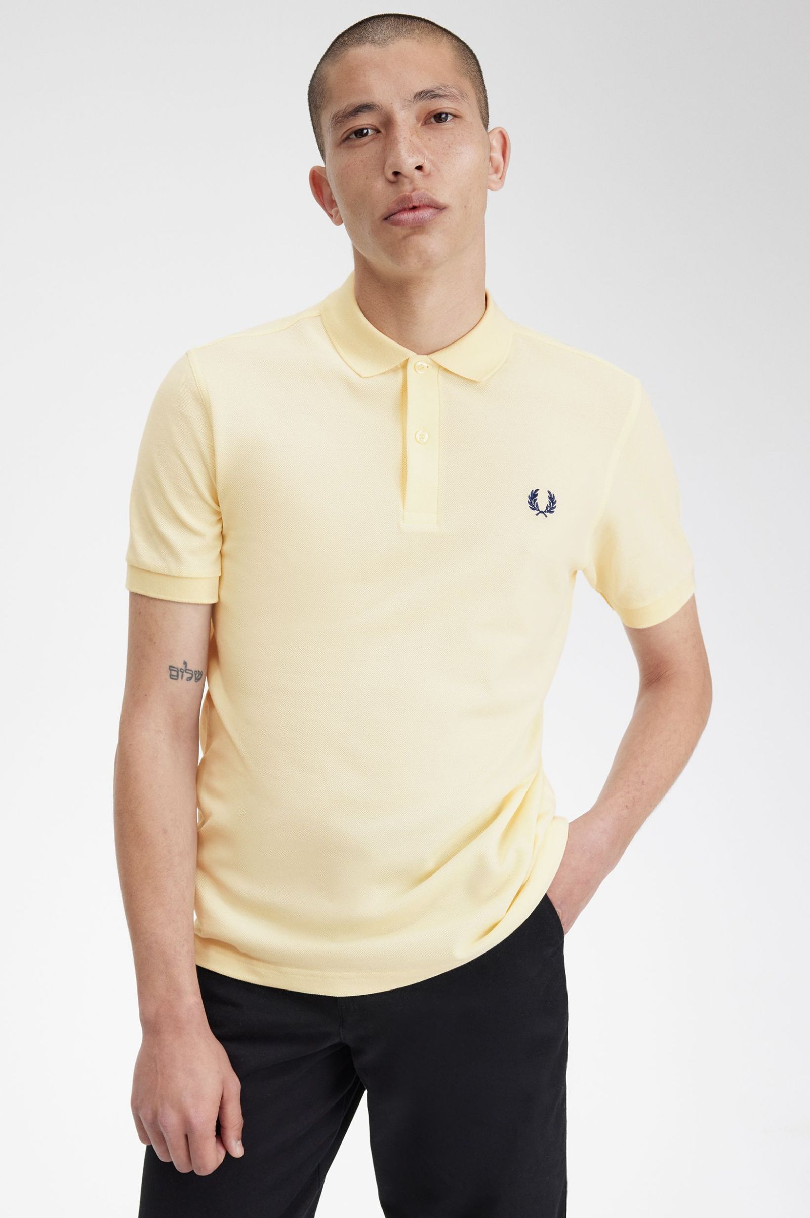 THE FRED PERRY SHIRT M6000