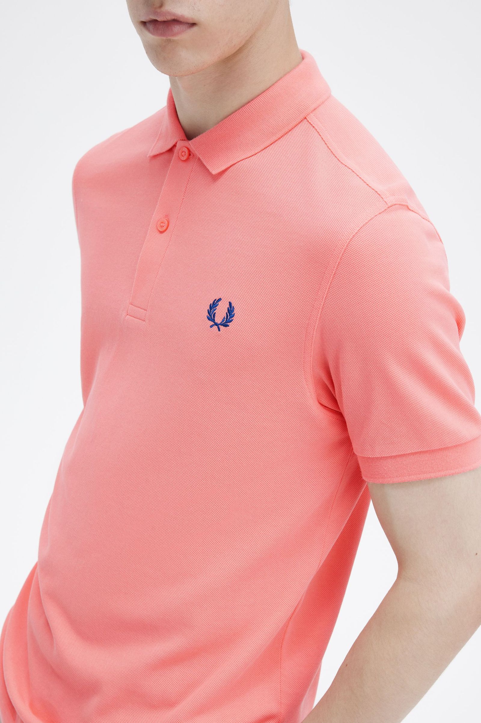 THE FRED PERRY SHIRT M6000