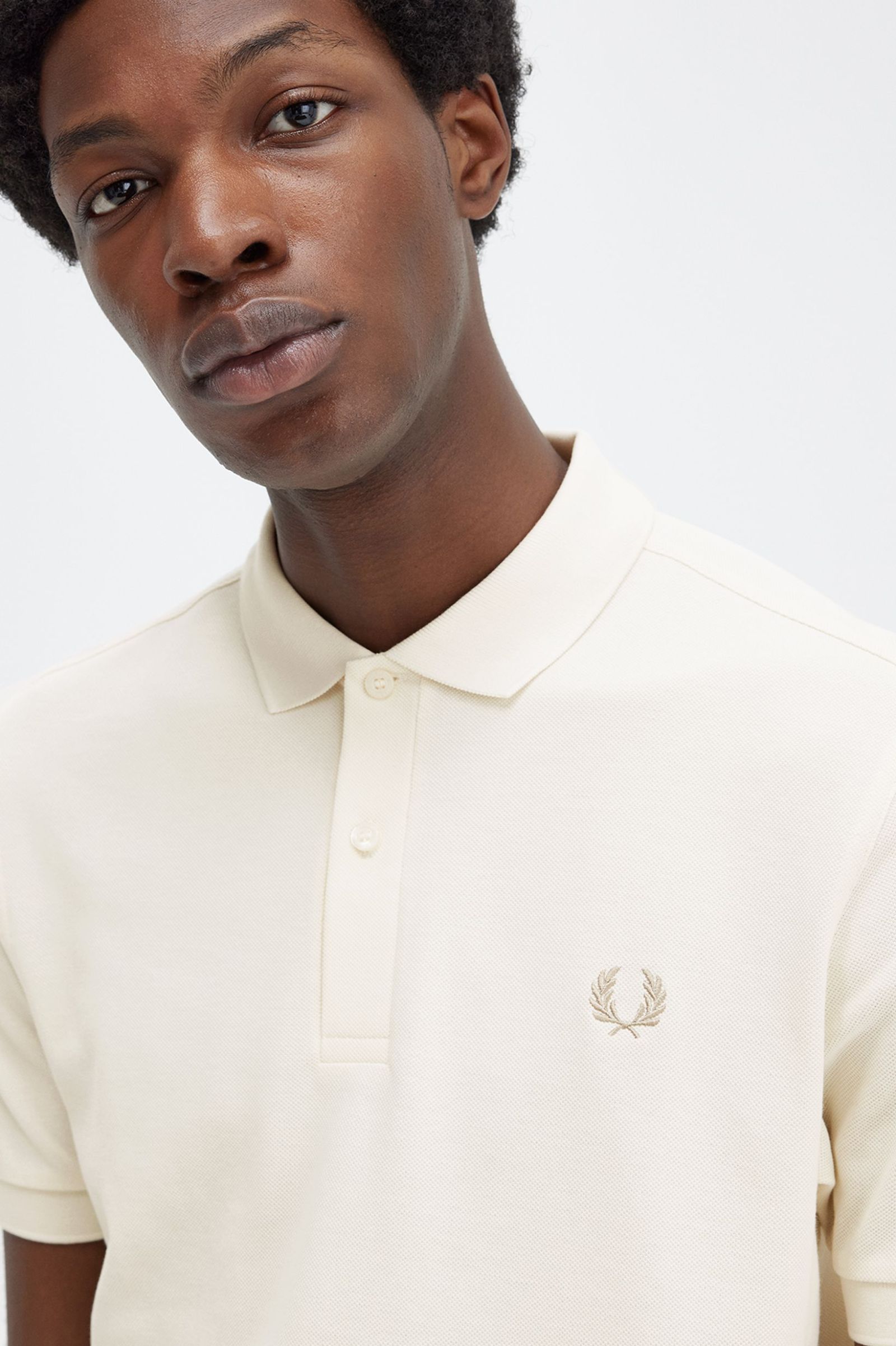 THE FRED PERRY SHIRT M6000