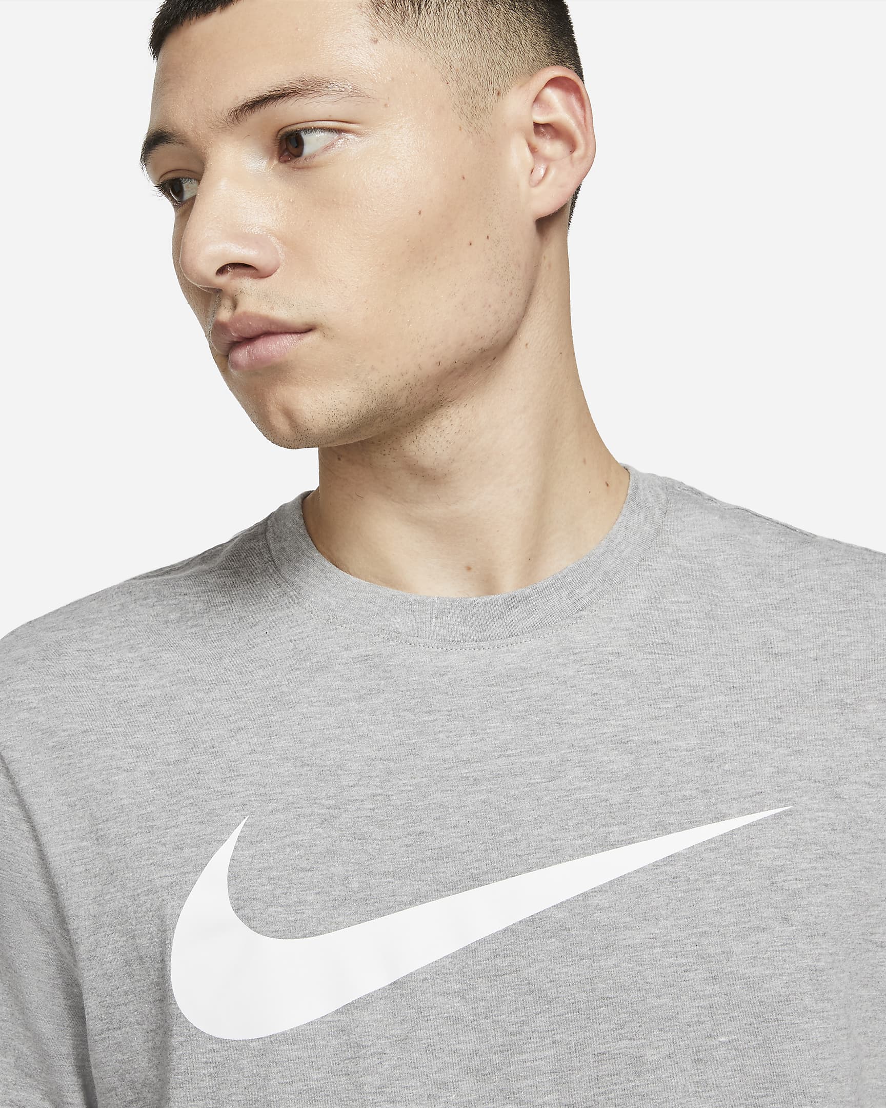 Nike Sportswear Swoosh T-Shirt - black