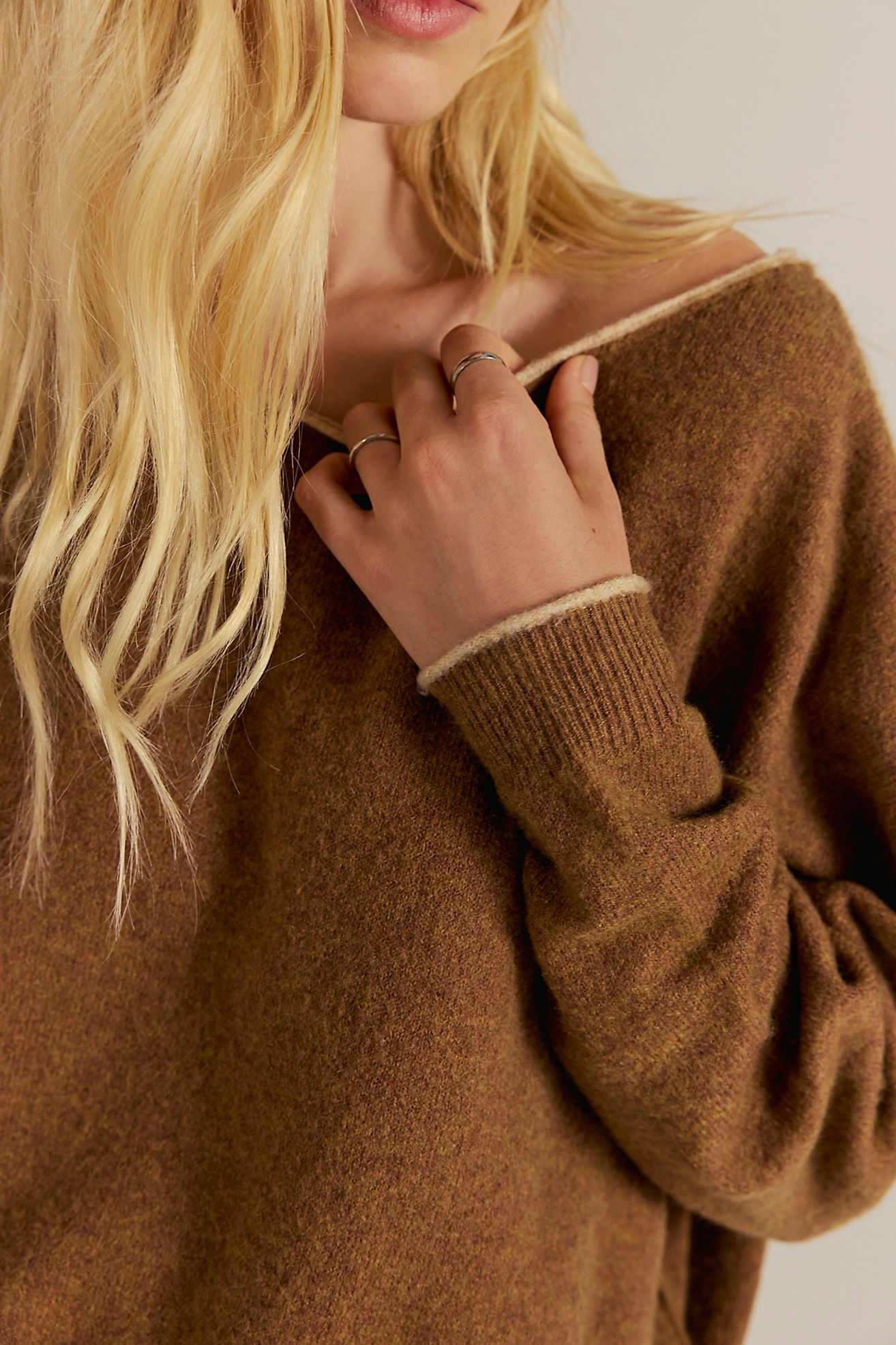 Soft Spun Pullover - Cafe Au Lait