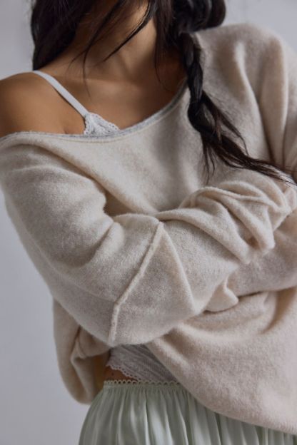 Soft Spun Pullover - Almond Milk Heather Combo