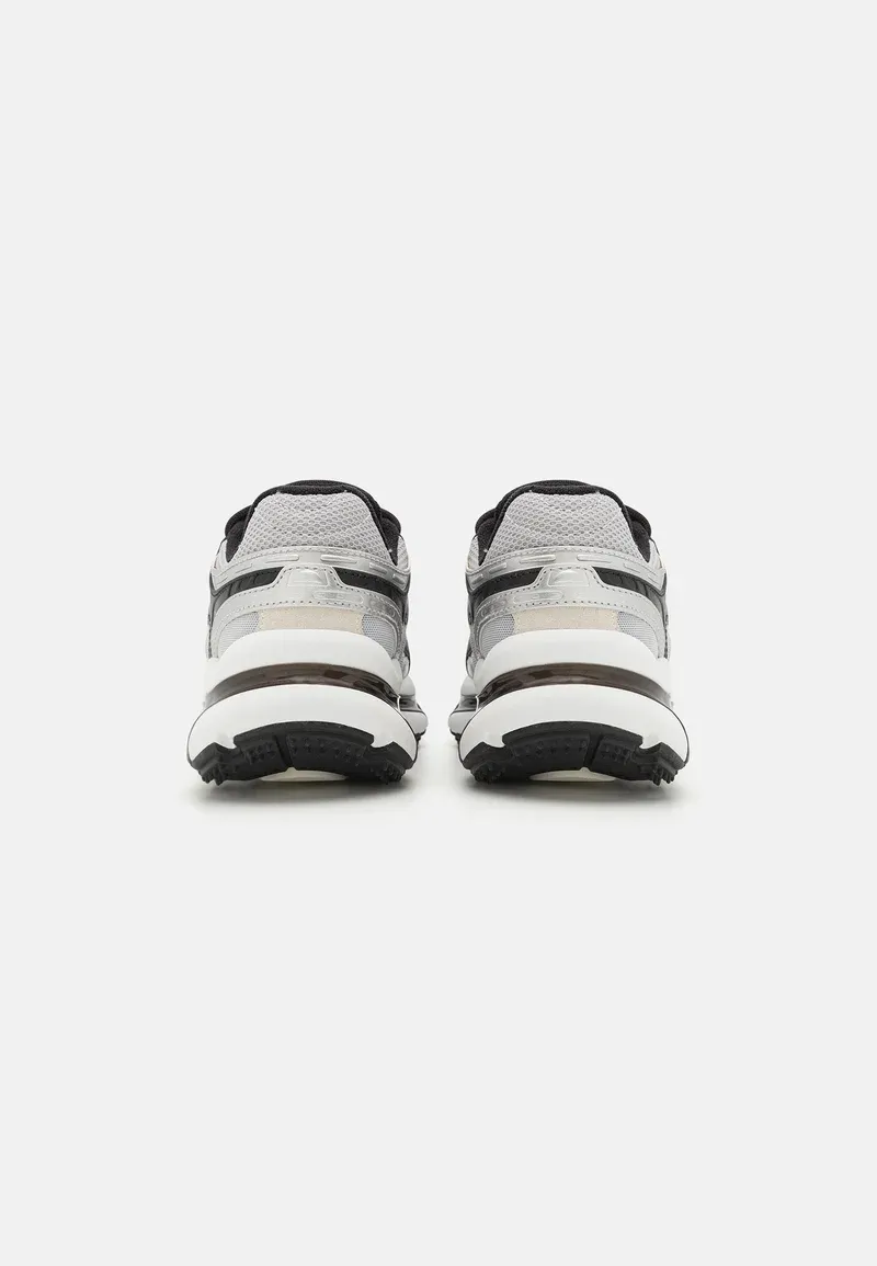 L003 2K24 - Baskets basses