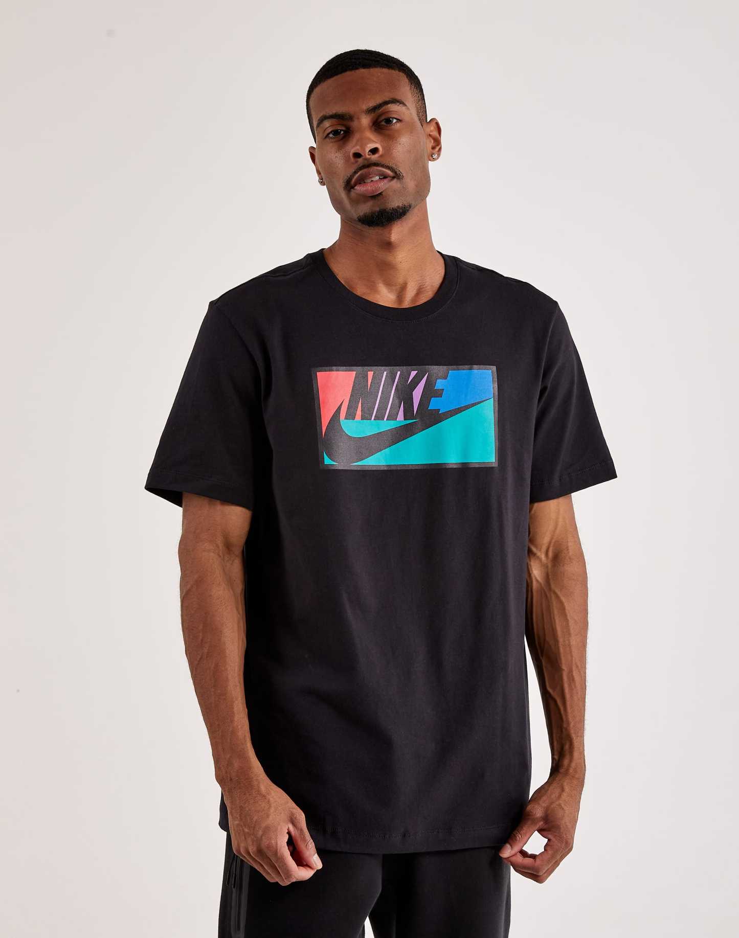 Nike Club Graphic Tee