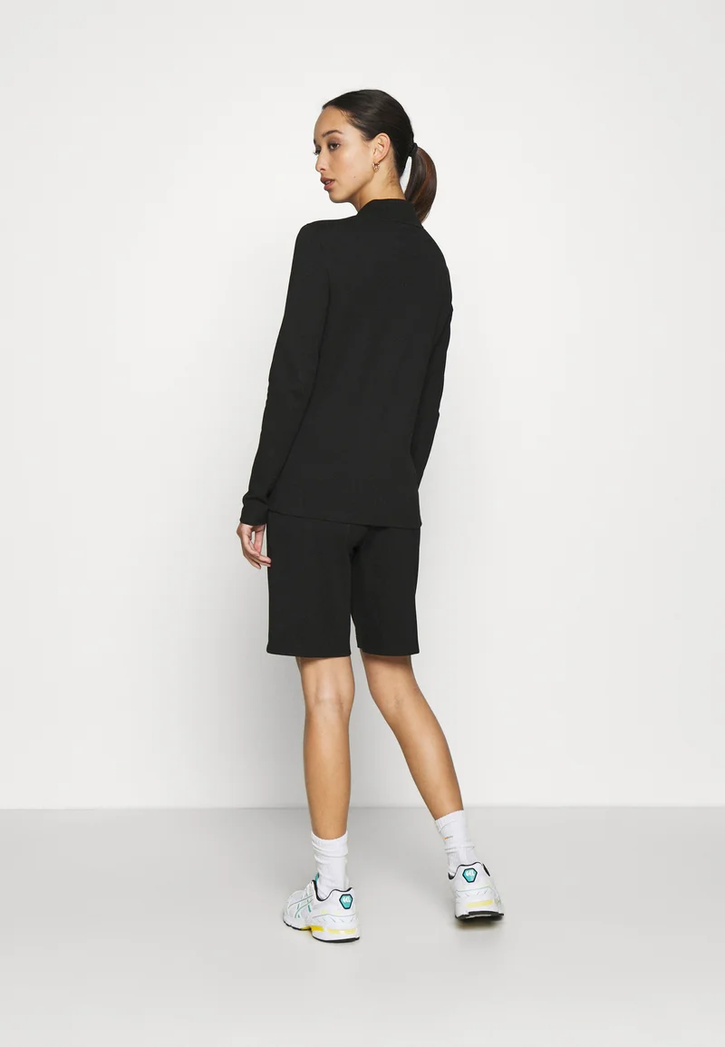 POLO - black