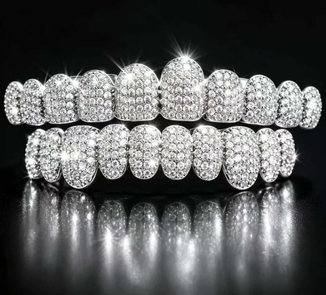 HIP HOP DIAMOND GRILLZ - Full diamond crusted grillz for maximum shine