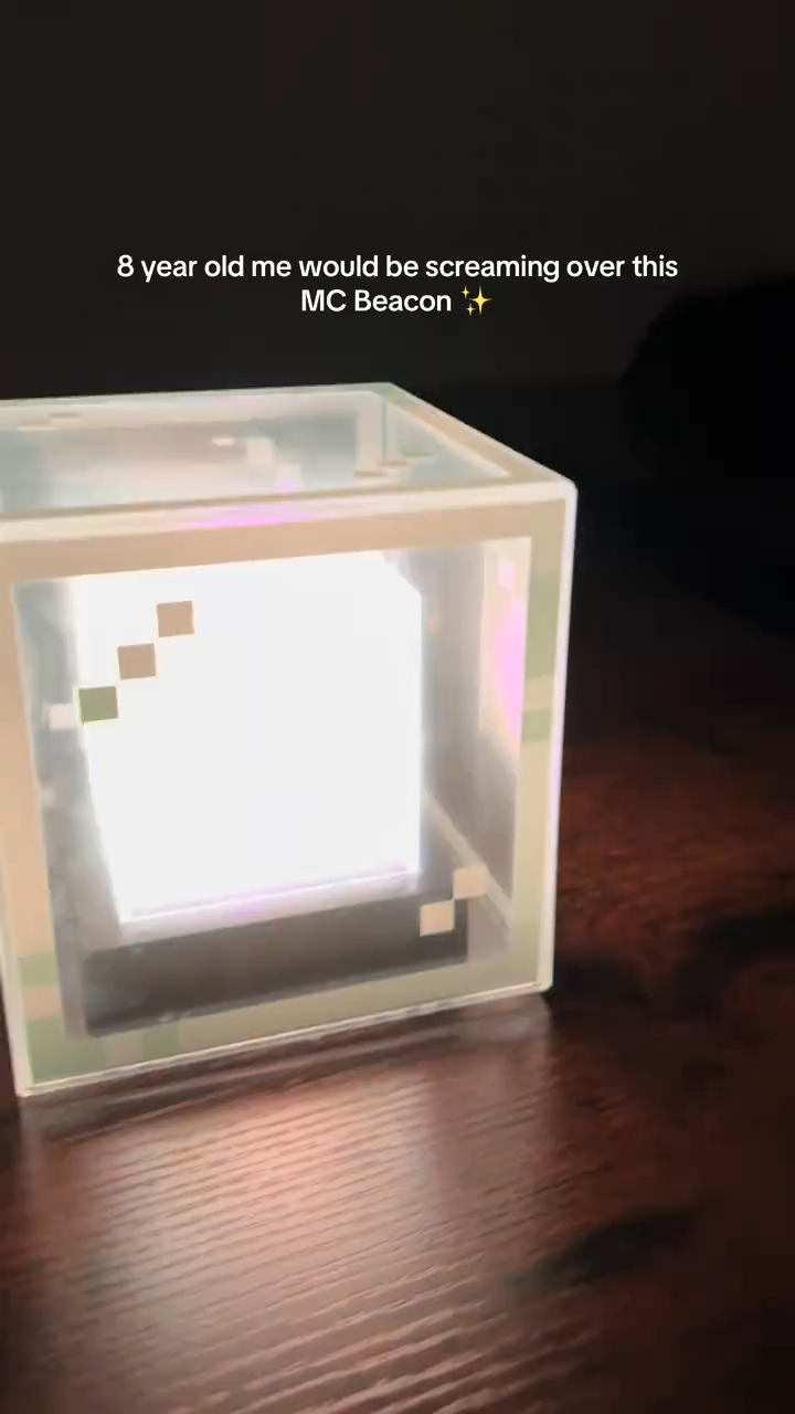 【NEW】Pixel Beacon Night Light 4 Colors RGB LED Type-C Rechargeable Gaming Desk Lamp Decor Gift