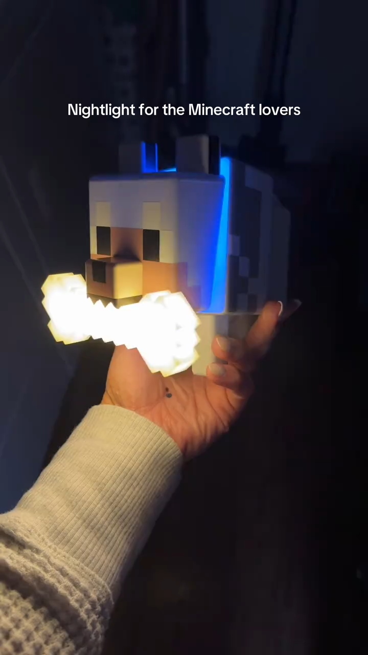 【NEW】Pixel Wolf LED Night Light 5 Colors Touch Control Battery Powered Gaming Room Desk Decor Lamp