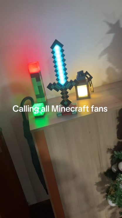 【NEW】Diamond Sword Color Changing LED Night Light Gamer Desk Lamp Gift for Teens