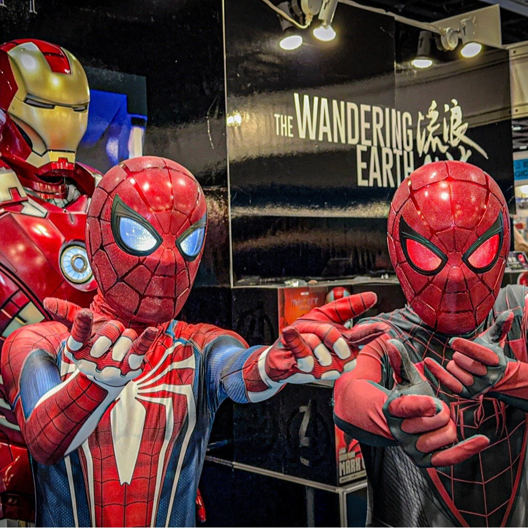 [PREMIUM] Iron Spider Helmet – Wearable LED Magnetic Cosplay Mask