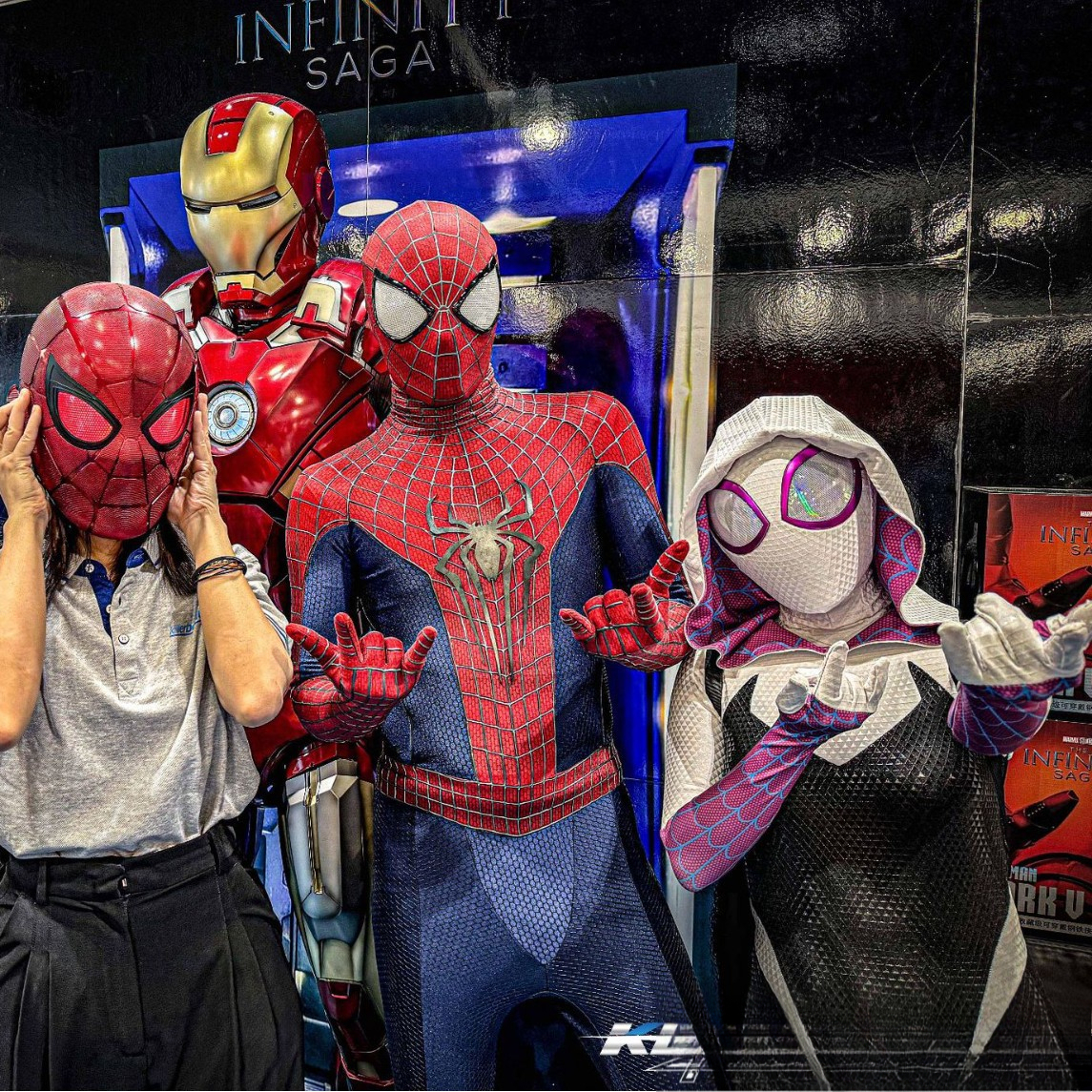 [PREMIUM] Iron Spider Helmet – Wearable LED Magnetic Cosplay Mask