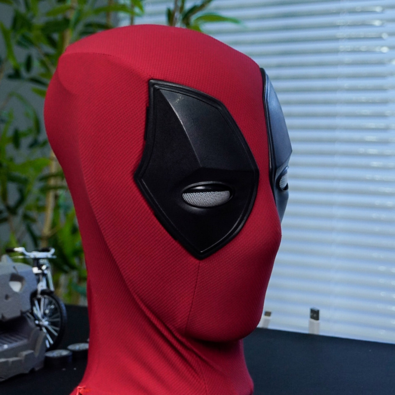 [NEW]Deadpool Mask Ⅱ Remote Control with Blinking Eyes
