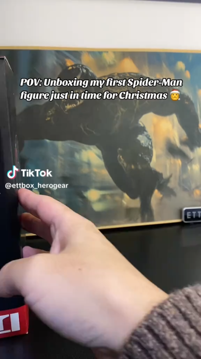 [NEW] Spider-Man Figure –Classic Pose Collectible Statue, 1:10 Handcrafted