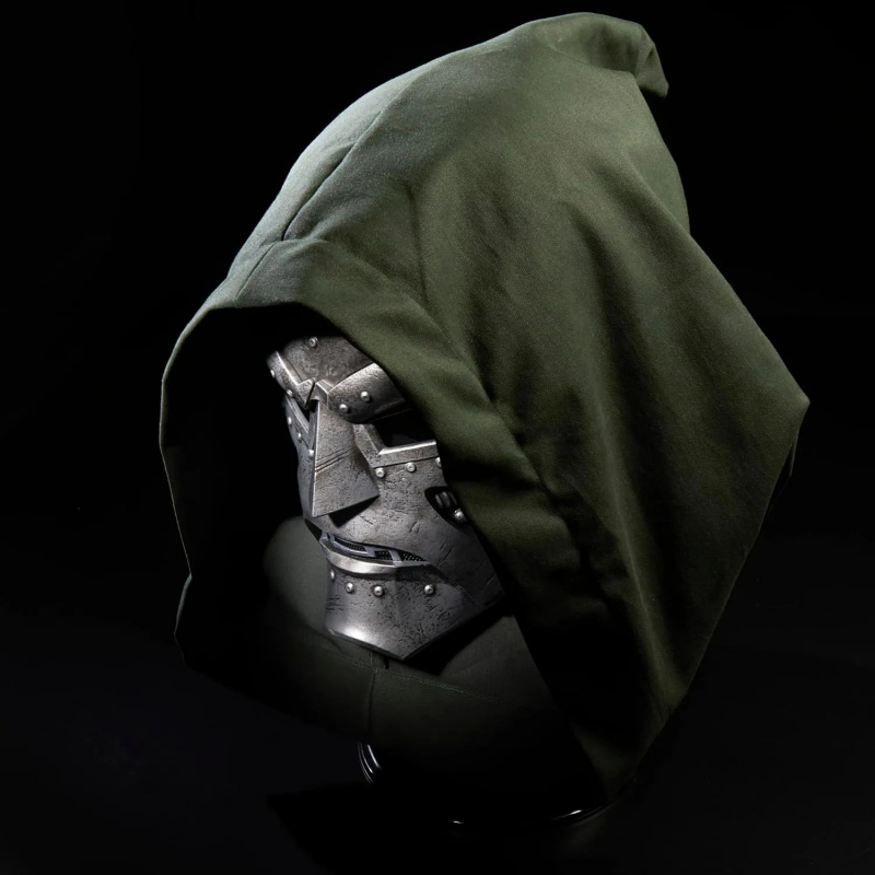 【NEW】Doctor Doom Premium Roleplay Helmet – 1:1 Wearable Collectible Mask for Adults, Cosplay & Display