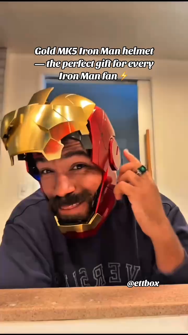   Gold MK5 Helmet - Voice+ Remote + Touch  Control