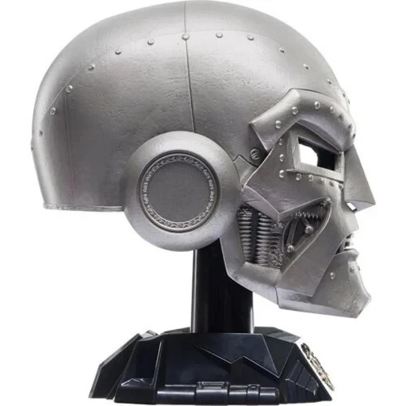 【NEW】Doctor Doom Premium Roleplay Helmet – 1:1 Wearable Collectible Mask for Adults, Cosplay & Display