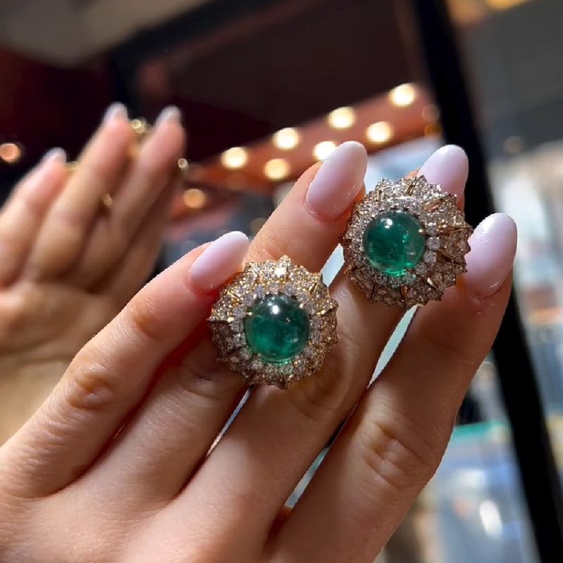 18K Yellow Gold Natural Round Cut Emerald Earrings Studs with Diamonds