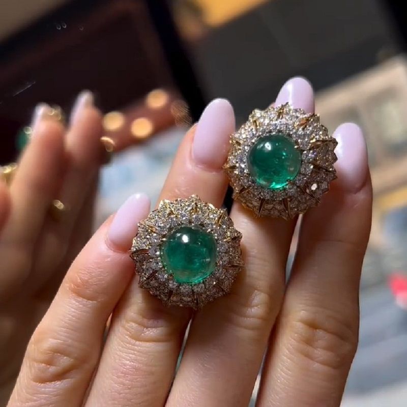 18K Yellow Gold Natural Round Cut Emerald Earrings Studs with Diamonds