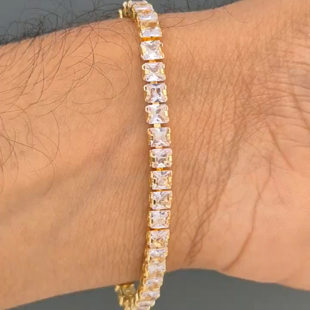 15ct cushion-cut sterling silver handmade bracelet with yellow gold plating