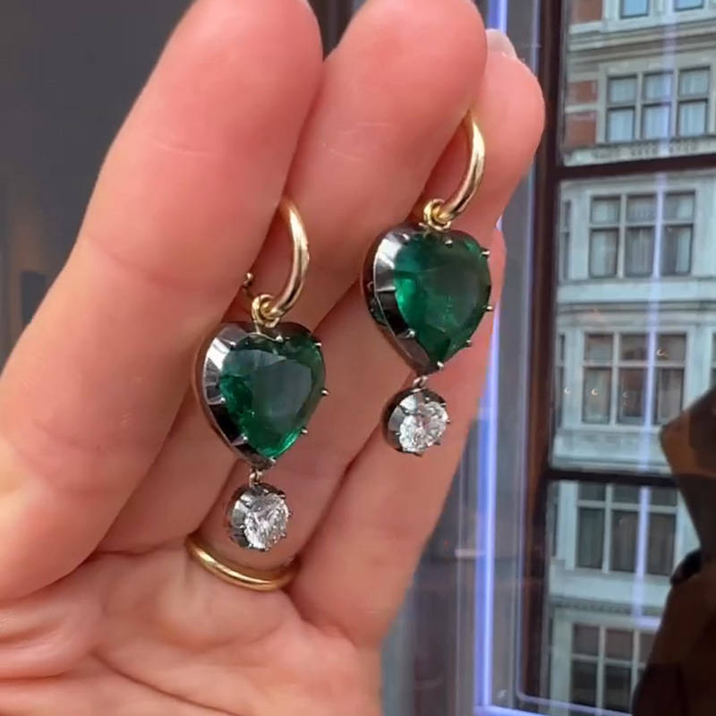 6ct Heart Cut Emerald Drop Earrings in Gold