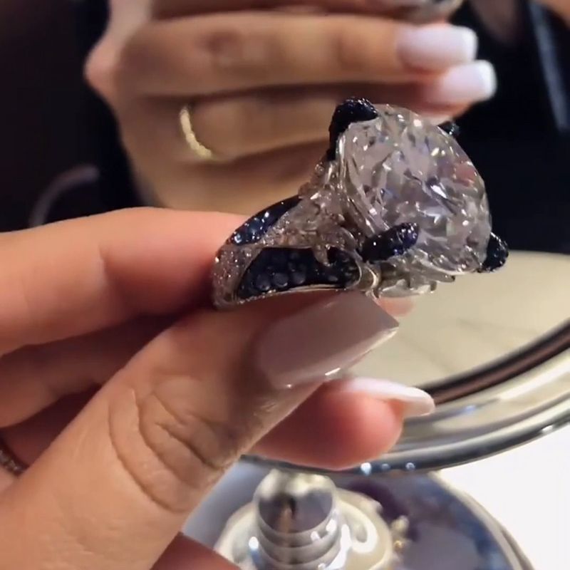 15ct Round Cut Sapphire Encrusted Prongs Luxury Engagement Ring