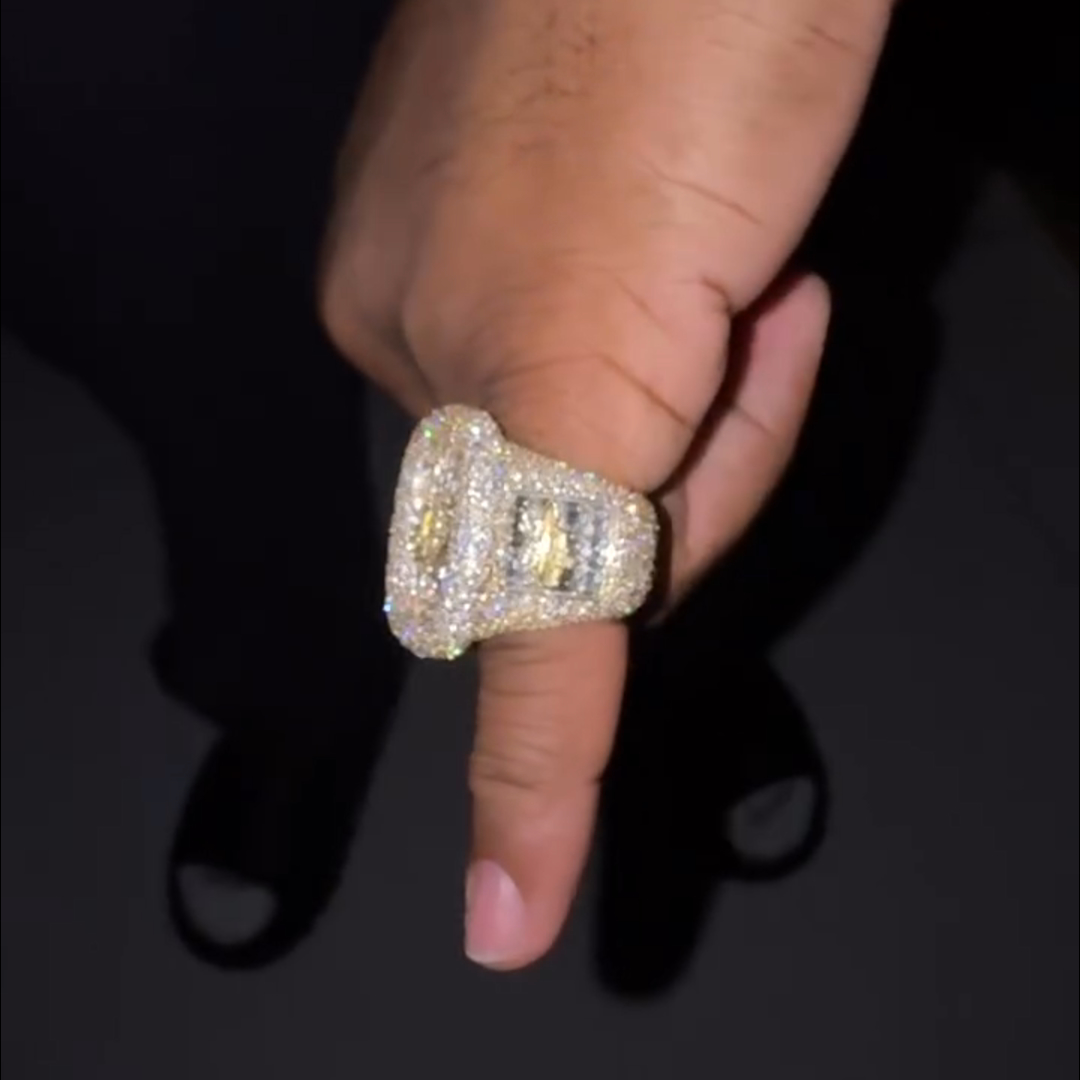 Luxury handmade men's ring in sterling silver and rose gold with all around diamonds