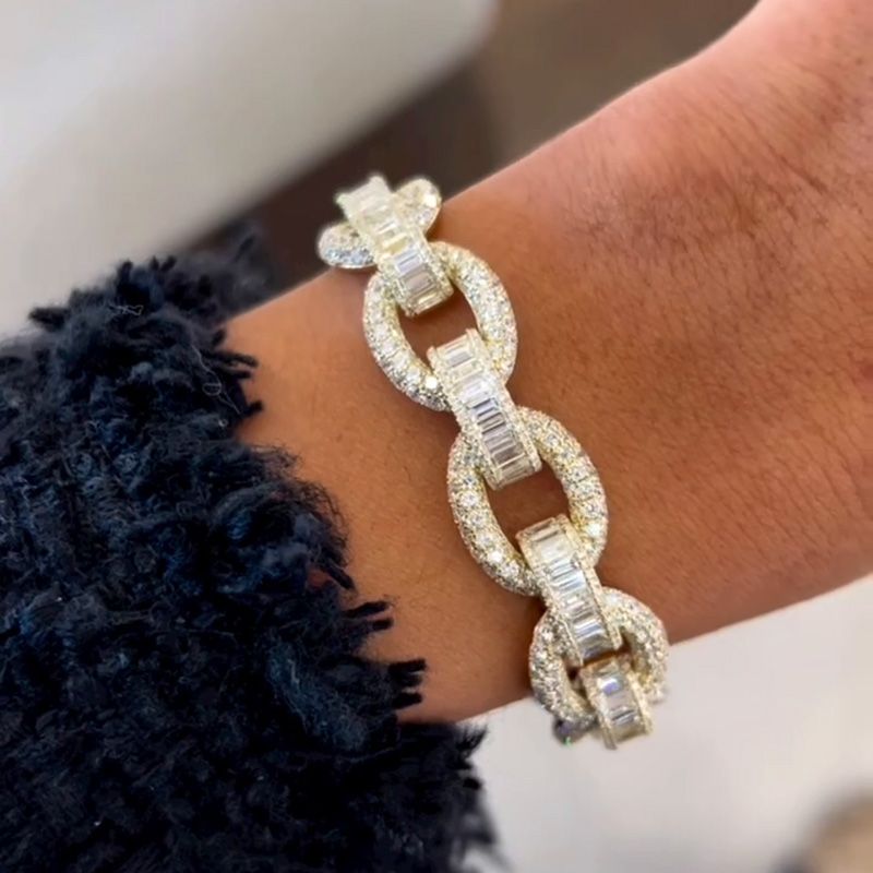 20ctw Emerald & Round Cut White Sapphire Paved Handmade Yellow Gold Bracelet