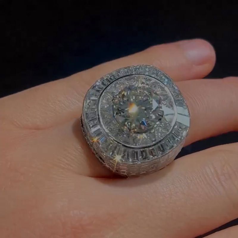 7ct Round Cut White Sapphire Set In Baguette Chandelier Men's Ring