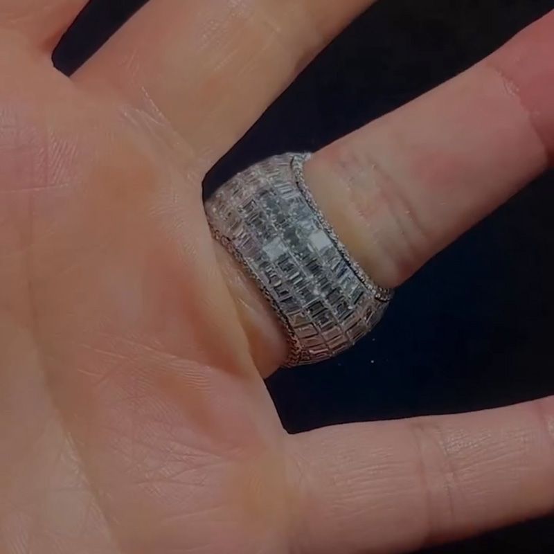 7ct Round Cut White Sapphire Set In Baguette Chandelier Men's Ring