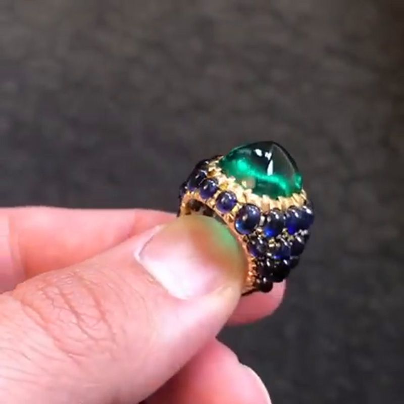 11.5ct Cabochon Emerald & Blue Sapphire Glorious Handmade Yellow Gold Men's Ring