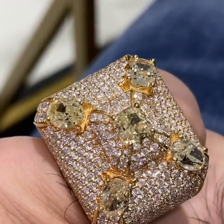 6ctw Round Cut Center Stone With 4 Oval Cut Yellow Sapphires Handmade Luxury Men's Ring