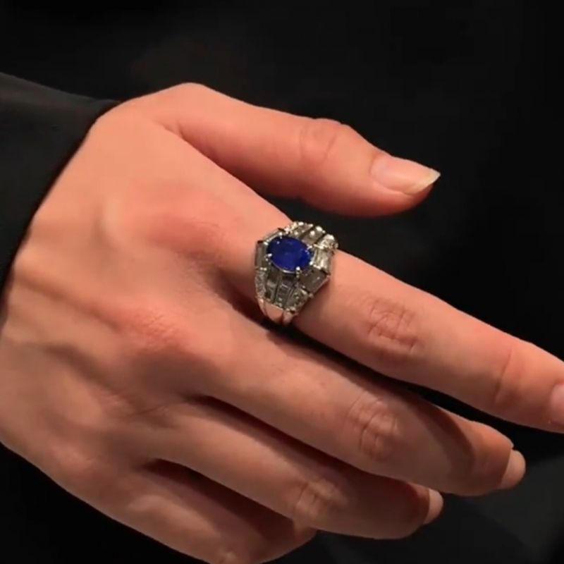 8ct oval cut sapphire sterling silver luxury handcrafted men's ring