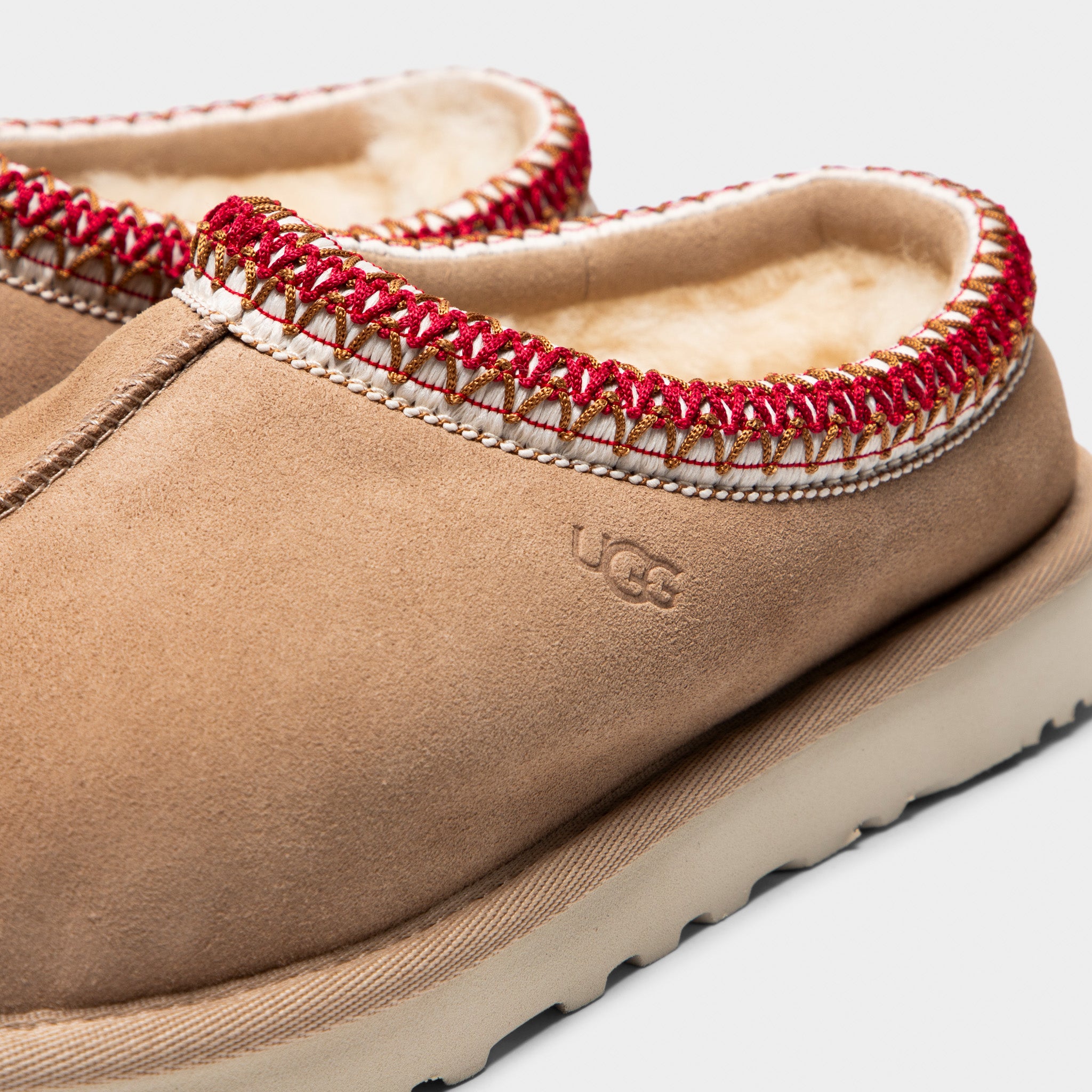 UttgGG Women's Tasman II Sand / Dark Cherry