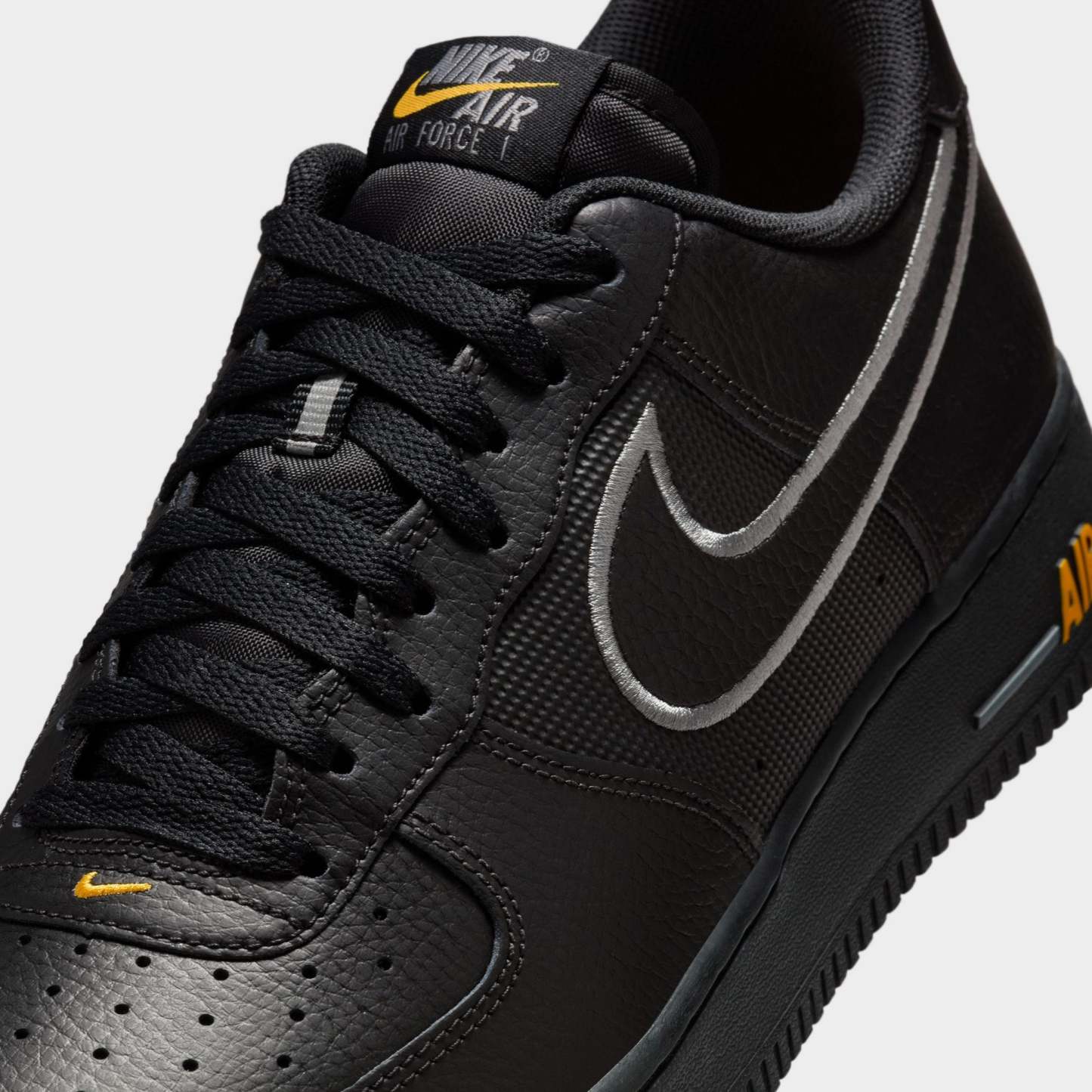 Nittgke Air Force 1 '07 Black / Cool Grey - Sundial