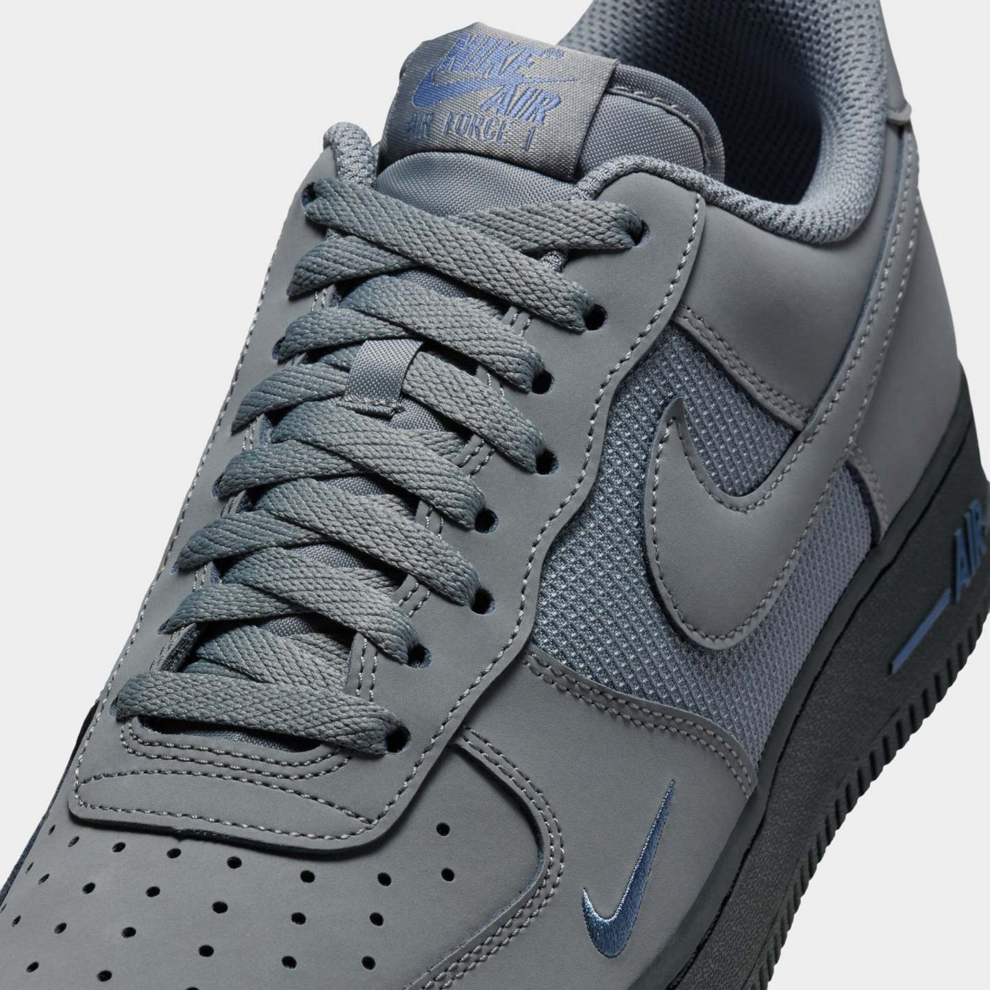 Nittgke Air Force 1 Grey / Black