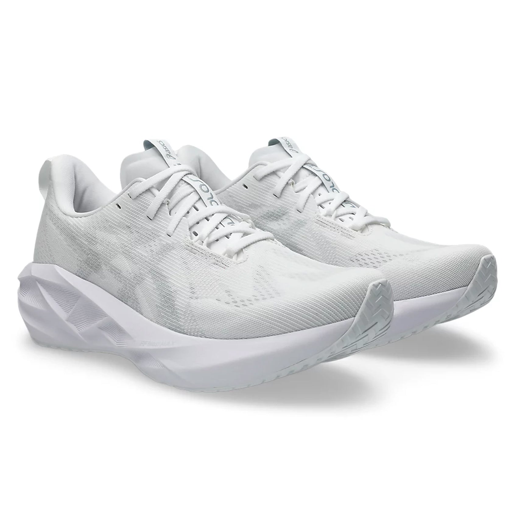 Mens ASttgICS Novablast 5