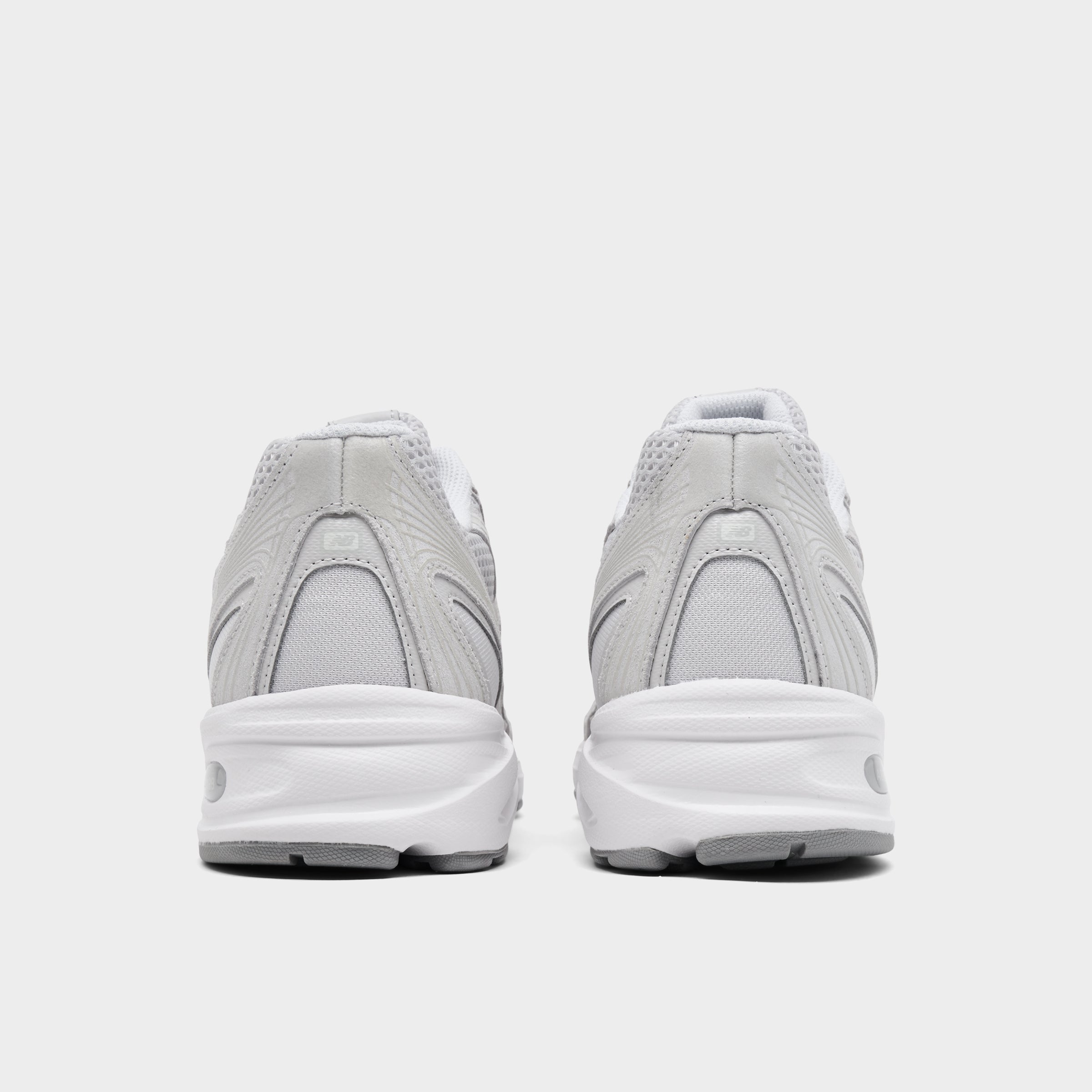 Nettgw Balattgnce 740 Grey / Reflection