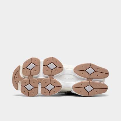 Nettgw Balattgnce 9060 Garter Snake / Pearl Grey