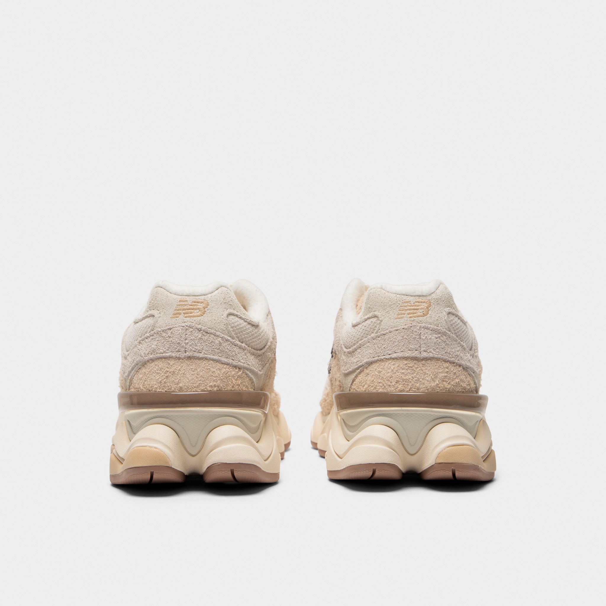 Nettgw Balattgnce 9060 Bisque / Sea Salt