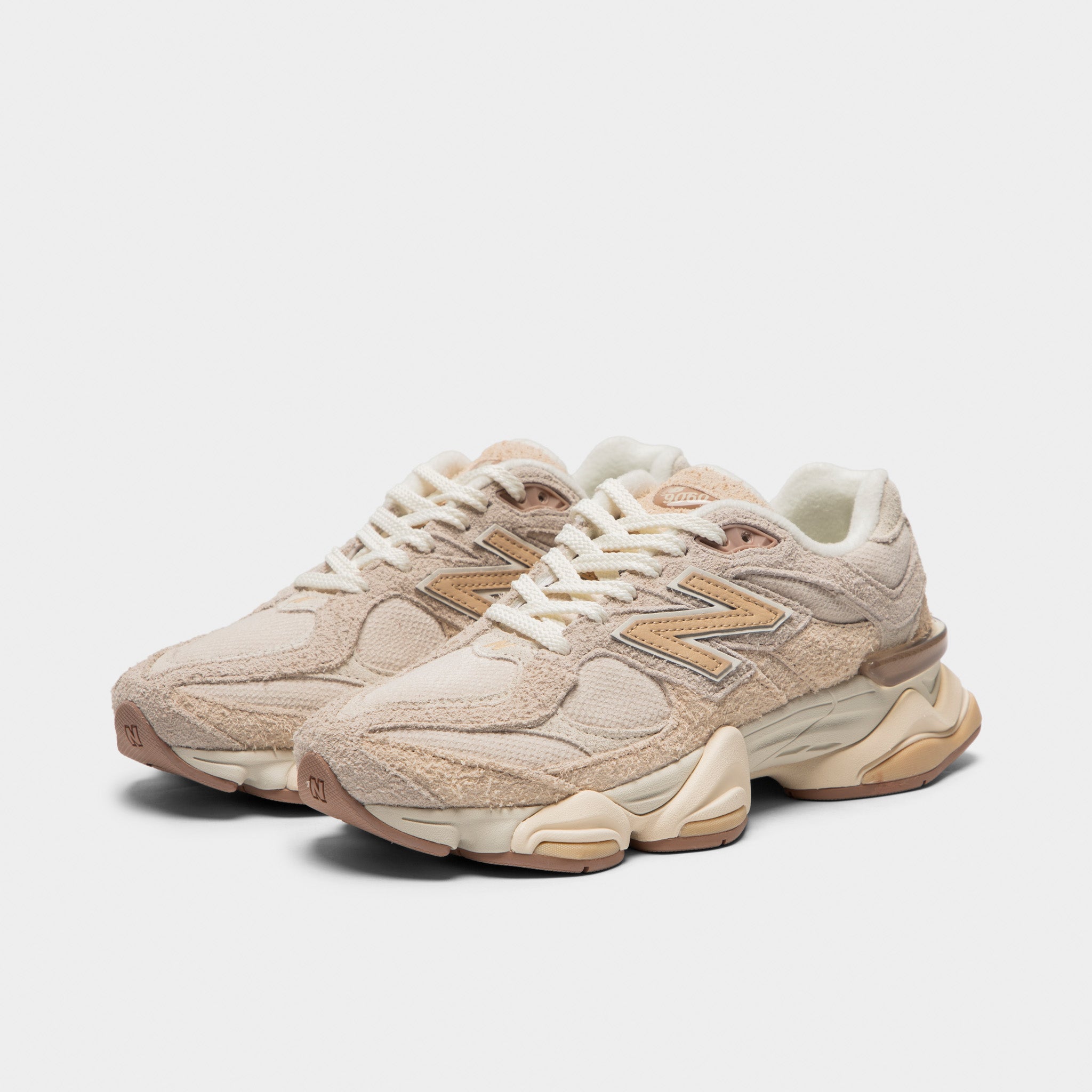 Nettgw Balattgnce 9060 Bisque / Sea Salt